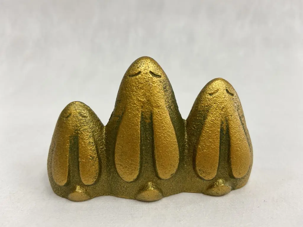 干支卯の文鎮『三兎』 | ようこそ高岡銅器の里 金秀へ